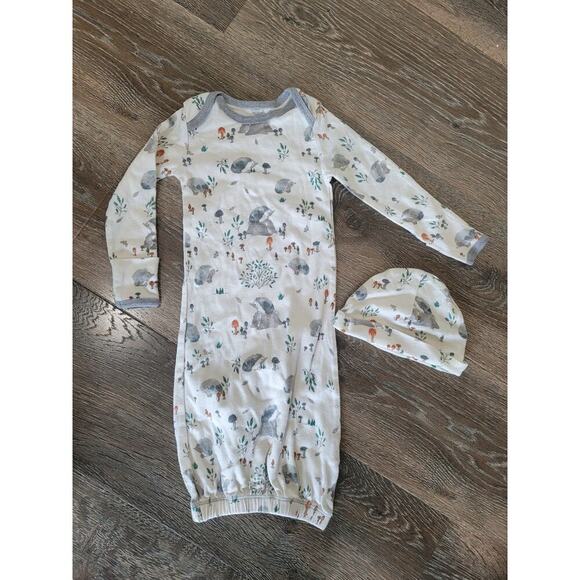 Burt's Bees Baby Other - Burt's Bee Baby Gown‎ Sleep size 0-6 Months with Hat Hedgehog Mushrooms #7